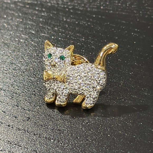 Jeweled Cat Pin Brooch - Picture 2 of 5